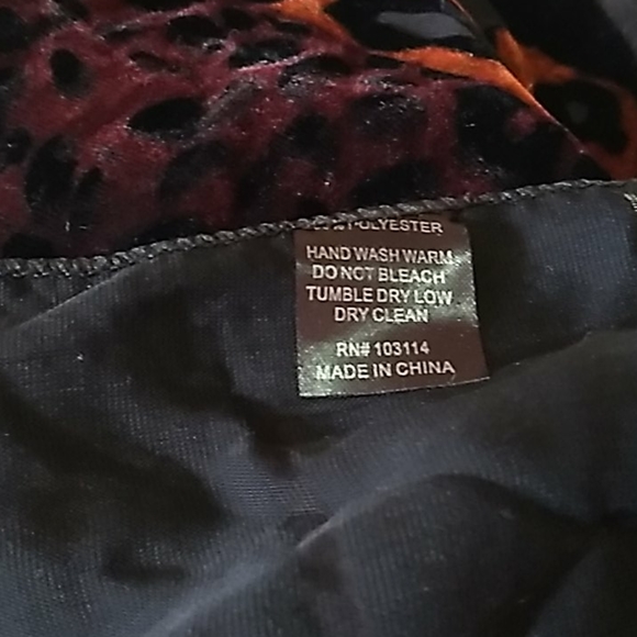 Animal print scarf wrap - Picture 4 of 5